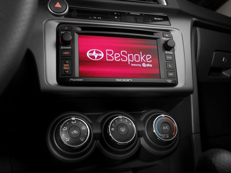  Scion tC 2013 года  (фото 31 из 33)